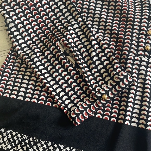 Three quarter length sleeved dressy top with gold buttons - Picture 2 of 4